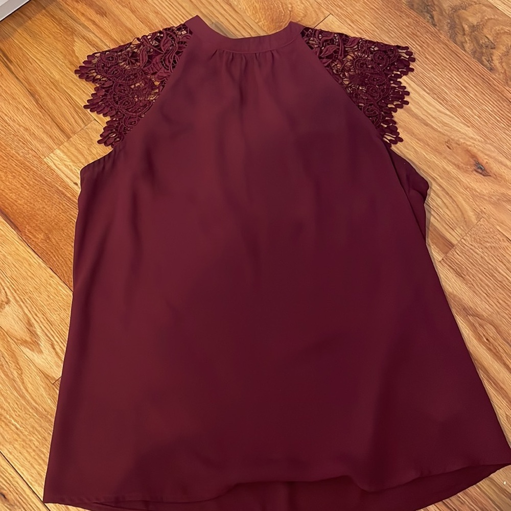 Express Top - Picture 2 of 5